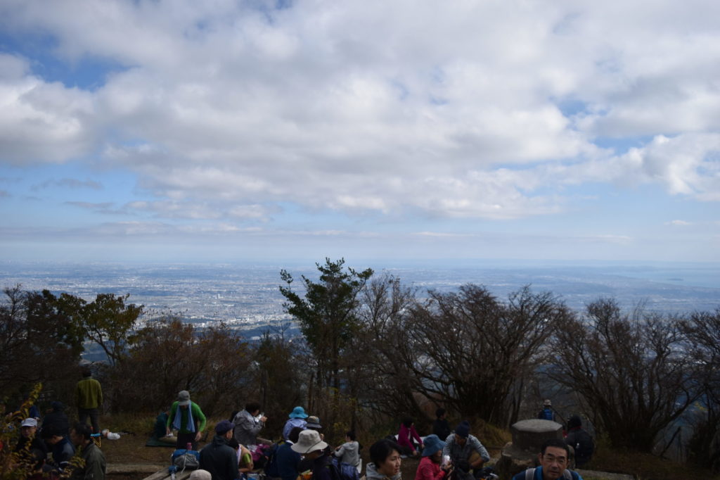 大山の頂上はとてもながめがいいです