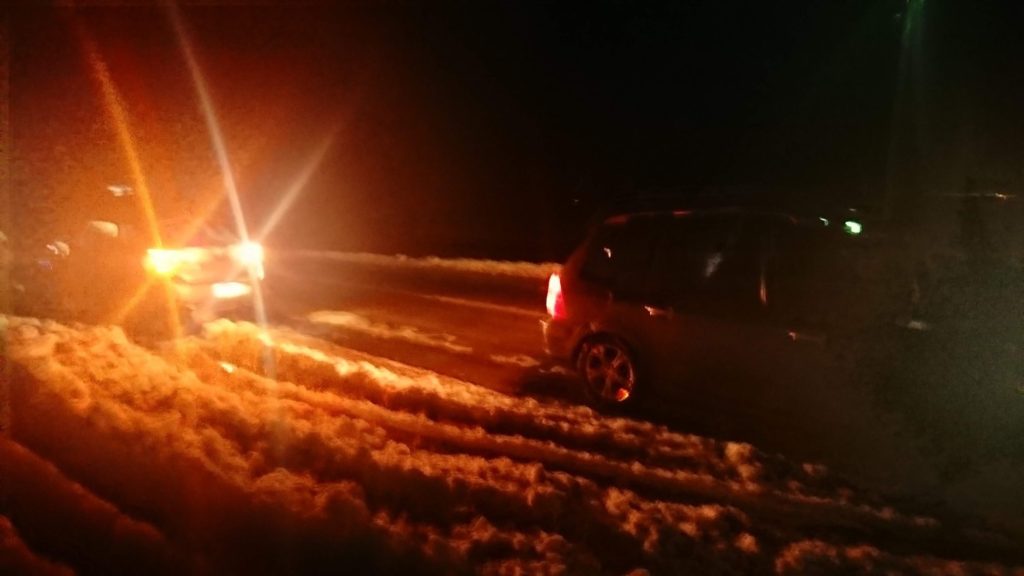 助けてもらっているところです