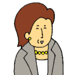 50代女性スーツ（笑顔）